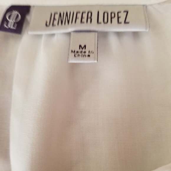 2 for $25 J Lo Embellished White Tunic - Picture 6 of 7